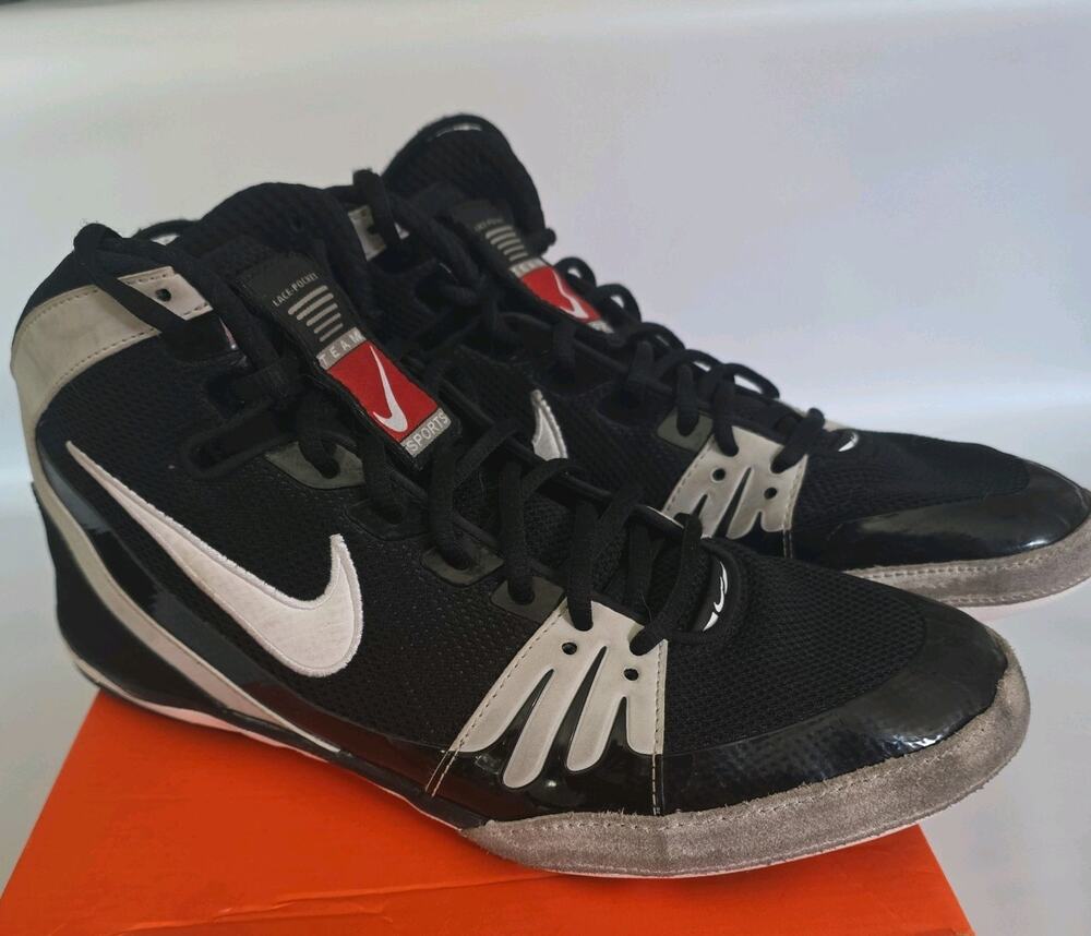 Nike Freek Men’s High Top Lace-Up Wrestling Shoes Black/Gray/White Mens Sz 10.5